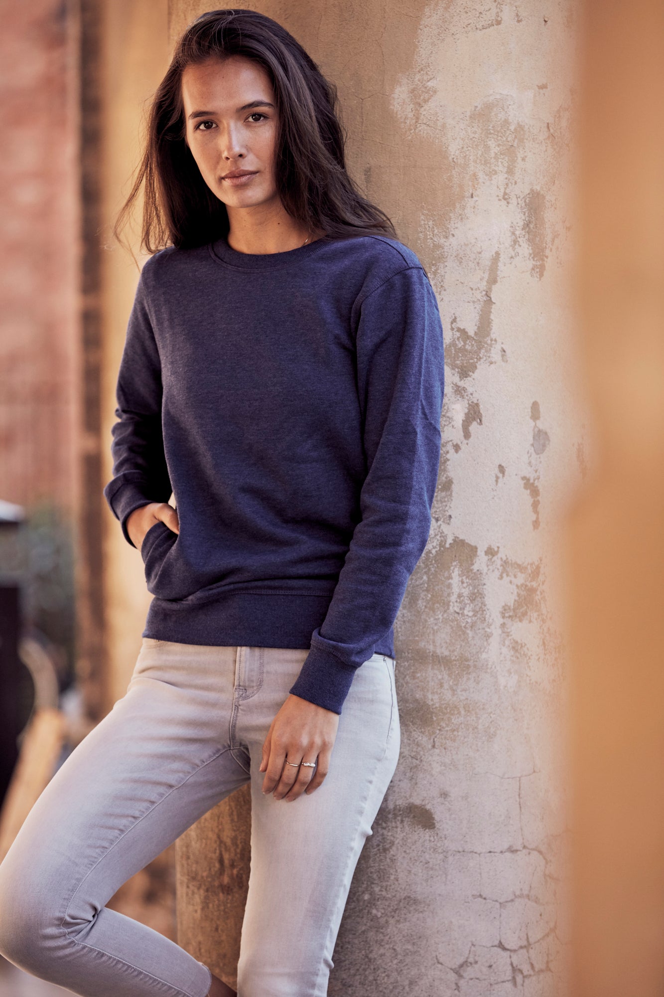 021040 SUDADERA PREMIUM - CONFORT Y ESTILO DURADERO