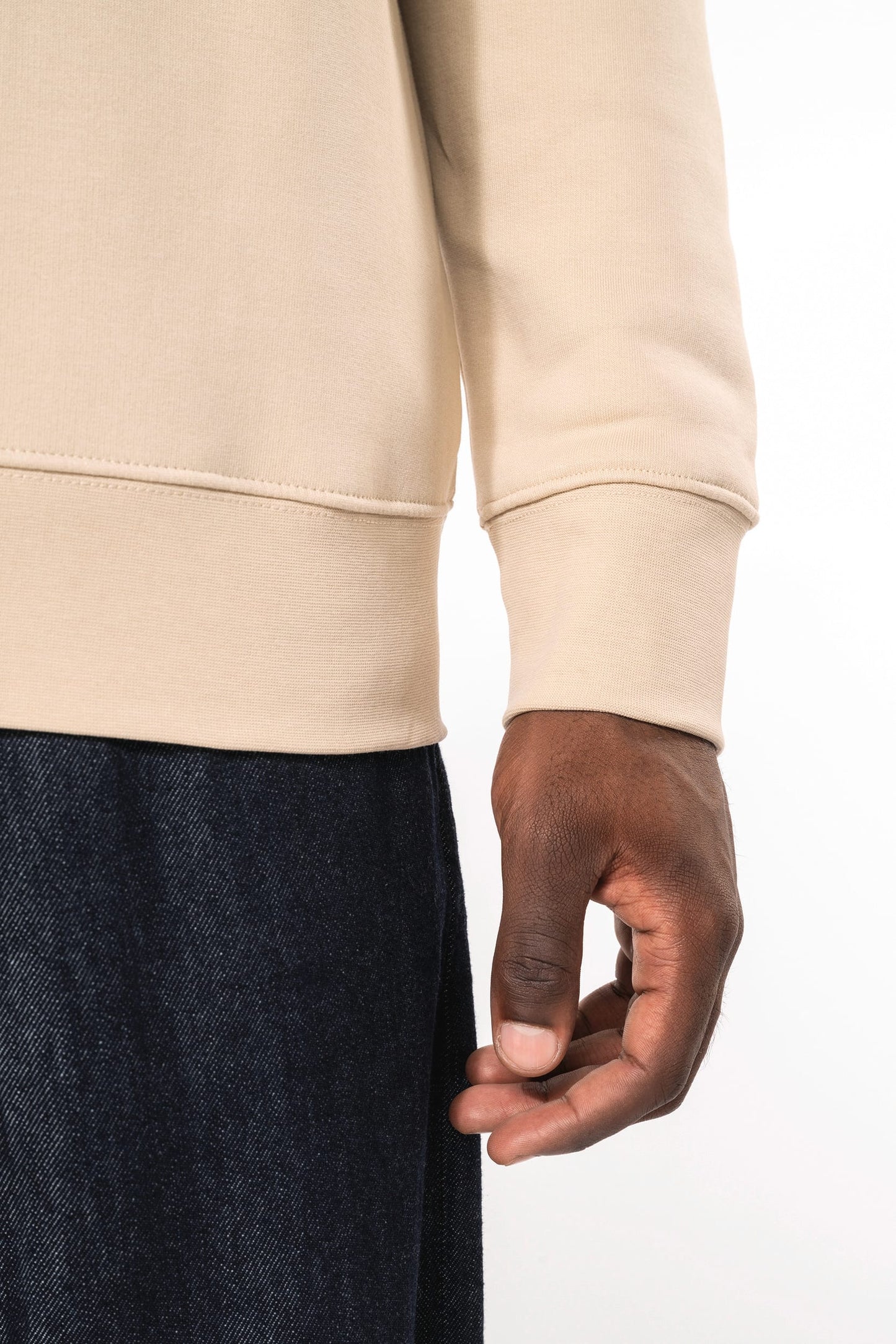 SUDADERA K4025 DISEÑO ESENCIAL, RENDIMIENTO SUPERIOR HOMBRE